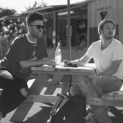 FRENSHIP UND EMILY WARREN - CAPSIZE