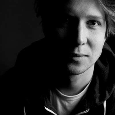 BAKERMAT UND ALEX CLARE - LIVING