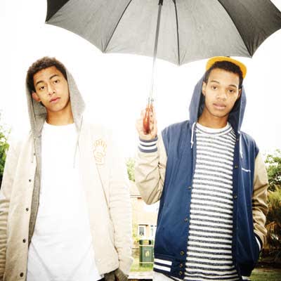 RIZZLE KICKS - DOWN WITH THE TRUMPETS
