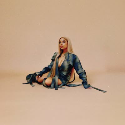 ZOE WEES - TRAITOR