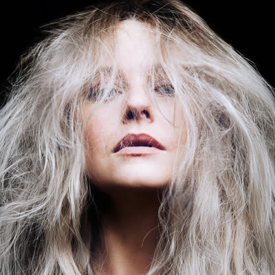 LUSAINT - LOVE BITES BACK