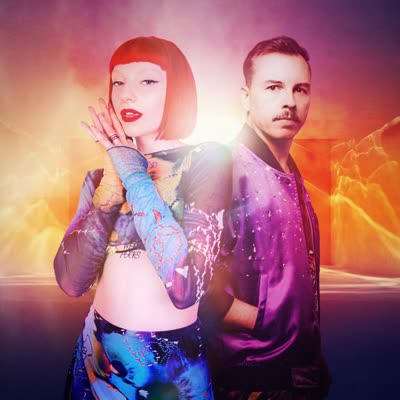 PURPLE DISCO MACHINE UND SOPHIE AND THE GIANTS - PARADISE