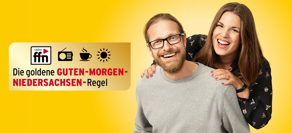 Carmen und Axel lachen in die Kamera
