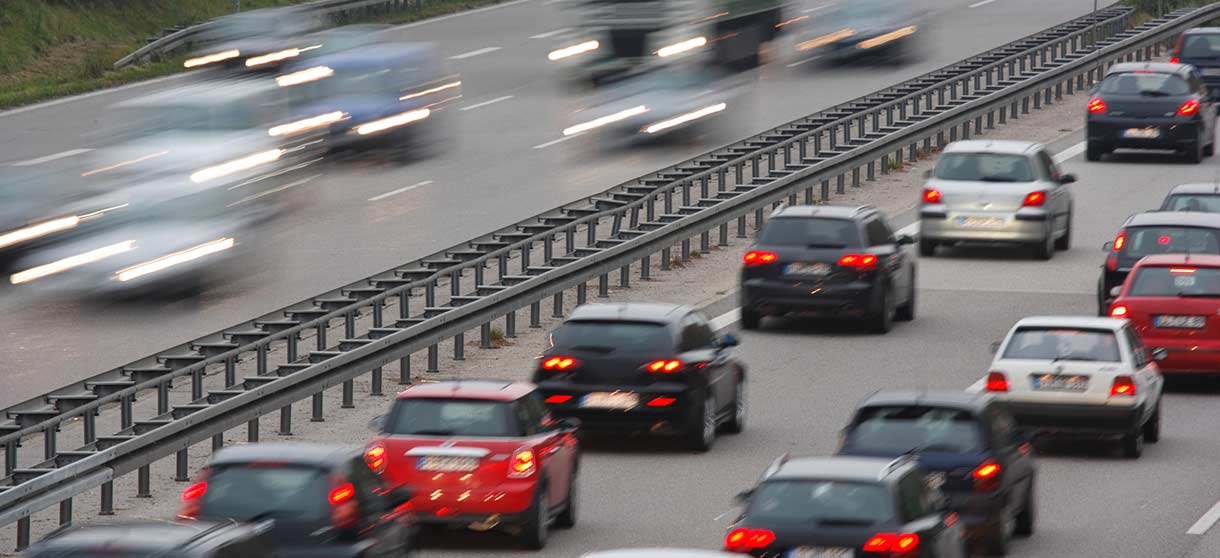 ffn-Verkehr: Blitzer, Staus und Schulausfälle